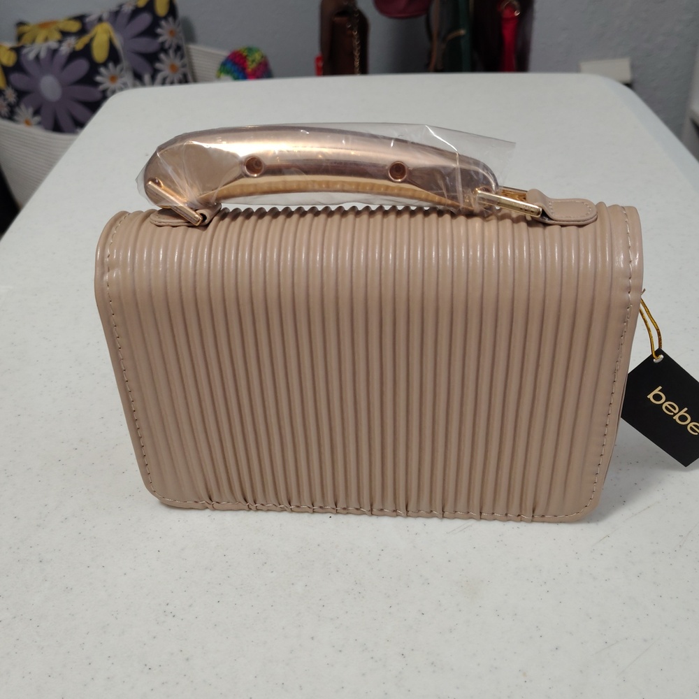 Brand New Bebe Bags Beige Top-Handle Ribbed Satchel & Crossbody - Picture 3 of 5